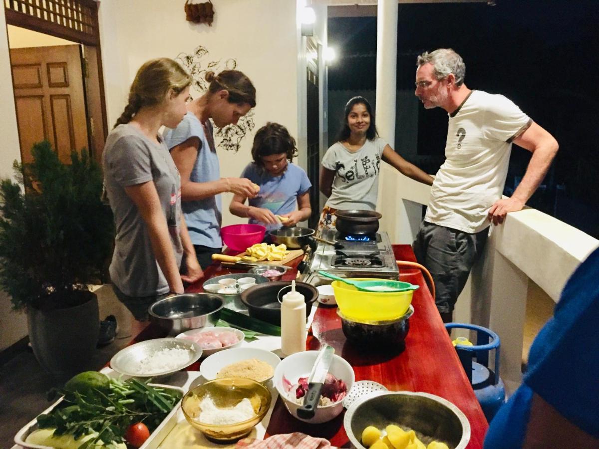 Sweet Home Tourist Rest, Cooking Classes & Tours أنرادابورام المظهر الخارجي الصورة